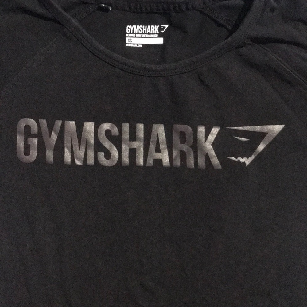 GYMSHARK tee